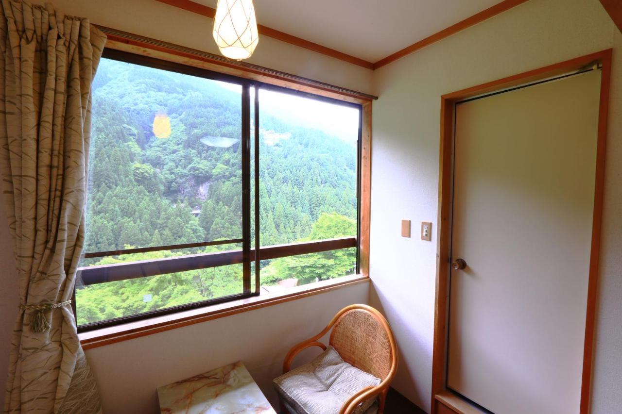 Kazuraya Hotel Miyoshi  Buitenkant foto