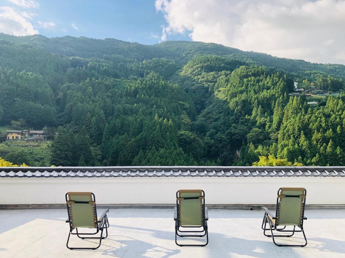Kazuraya Hotel Miyoshi  Buitenkant foto