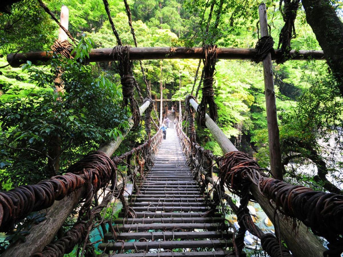 Kazuraya Hotel Miyoshi  Buitenkant foto