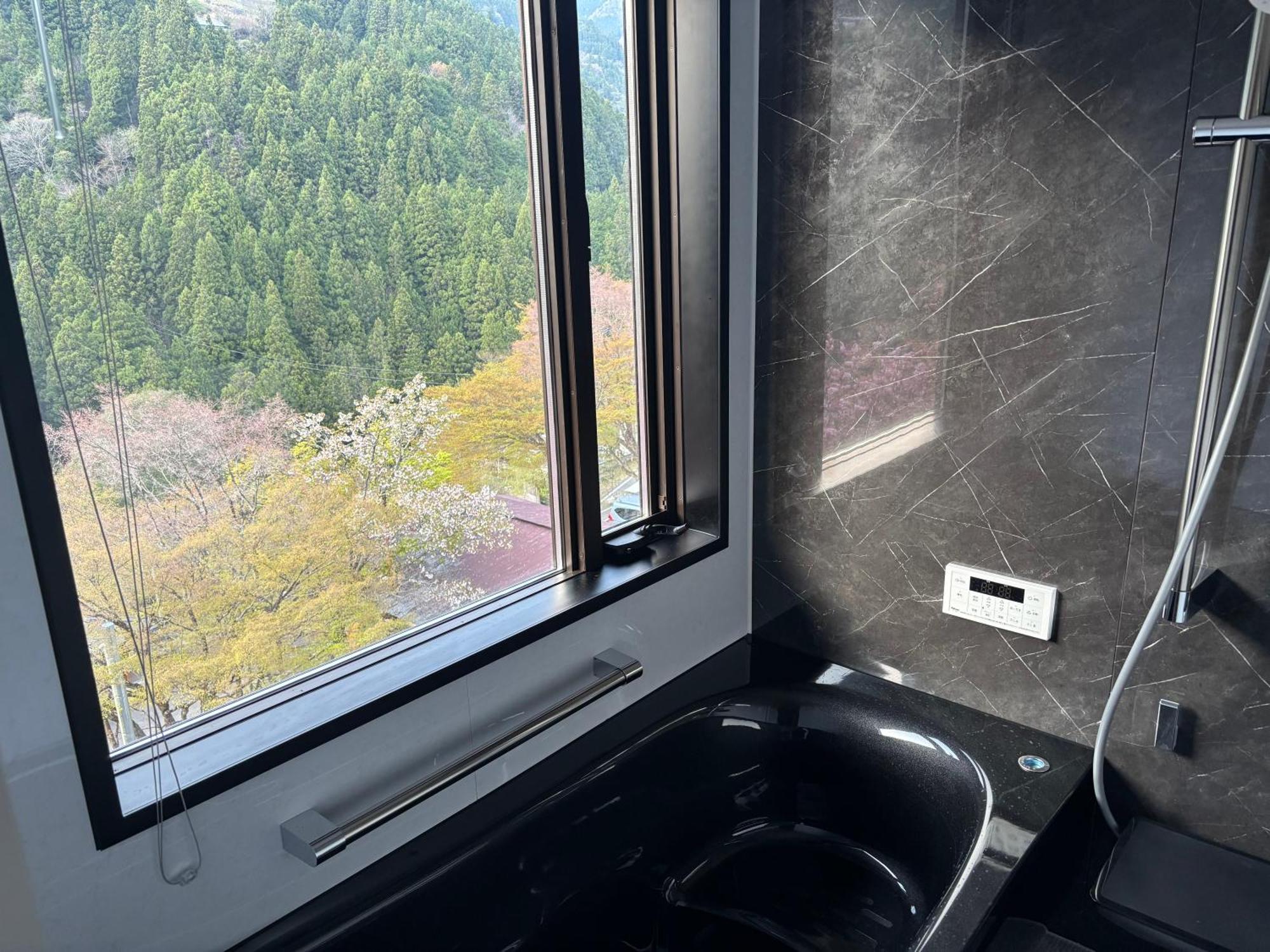 Kazuraya Hotel Miyoshi  Buitenkant foto